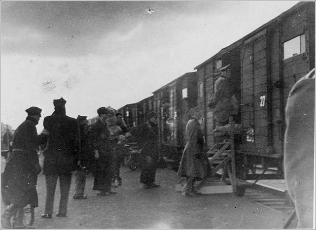 Westerbork, Holland, Loading Jews onto a deportation train.